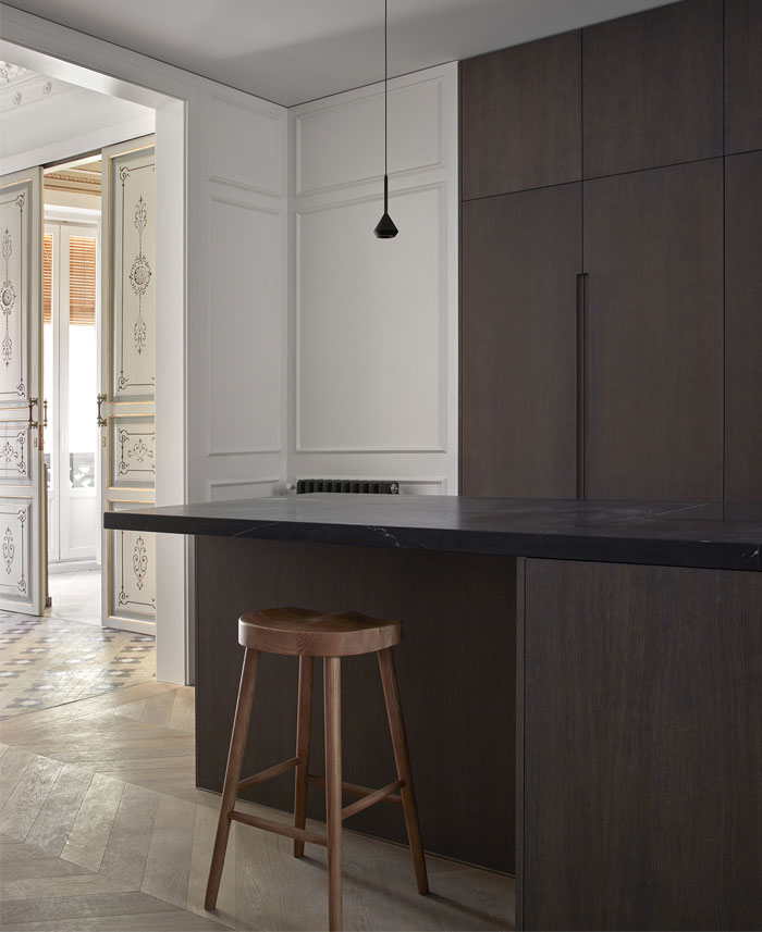 DG Estudio Uplifts 19th-century House in the Heart of Valencian Neighborhood dg arquitecto ave 7 house renovation valencia 6