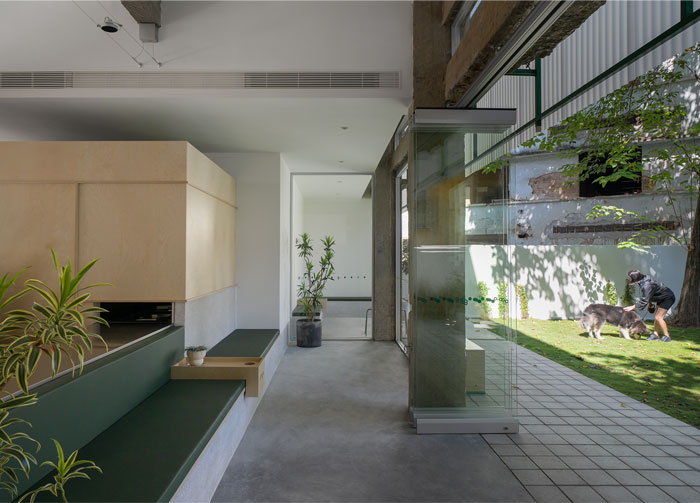 Pet friendly Space 5