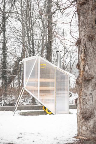 Mobile sauna by Friedrich Gerlach, Sophia Reißenweber and Emil Löber