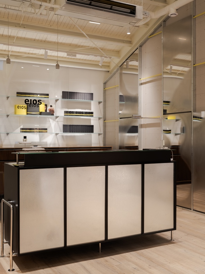 hoii design eios store 035