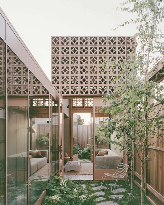 garden tower house 010