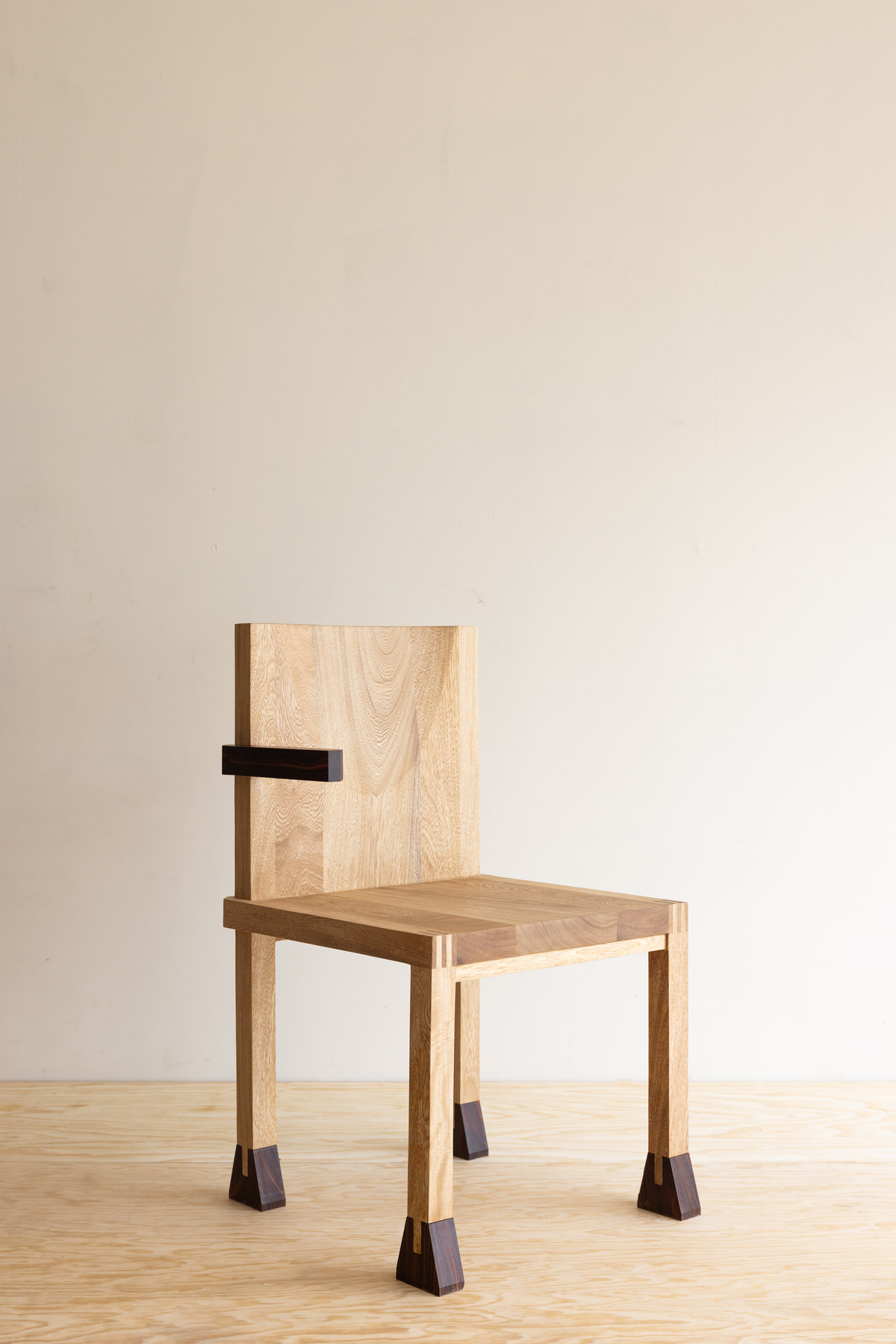 marina abramovic and la metropolitana chair collection