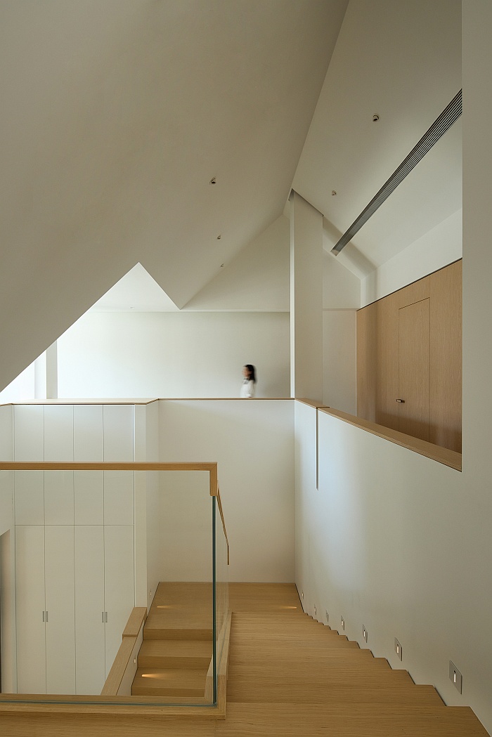 Casa of Sloping Roof 005