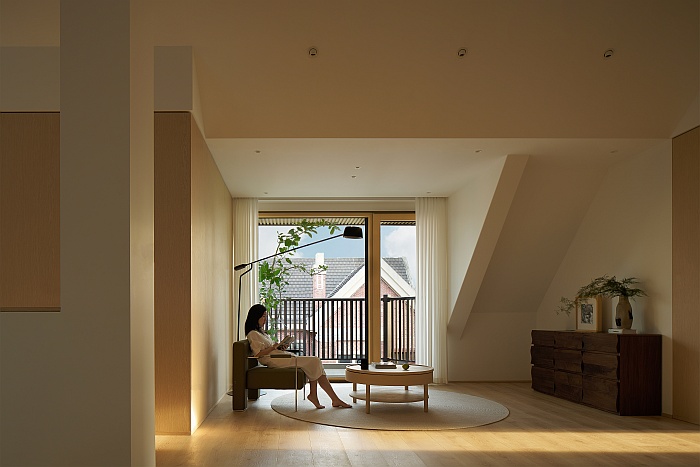 Casa of Sloping Roof 010