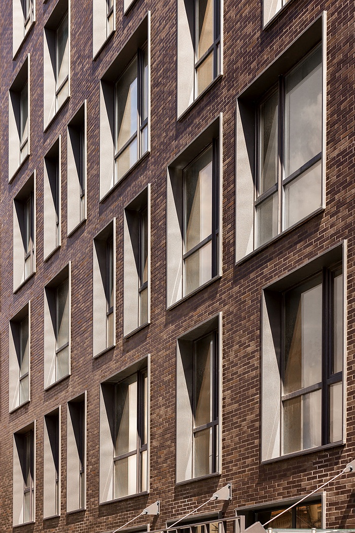 Cube Building 006
