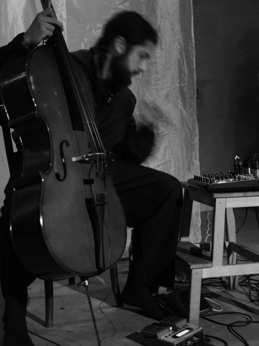 wallpaper editors out of office music