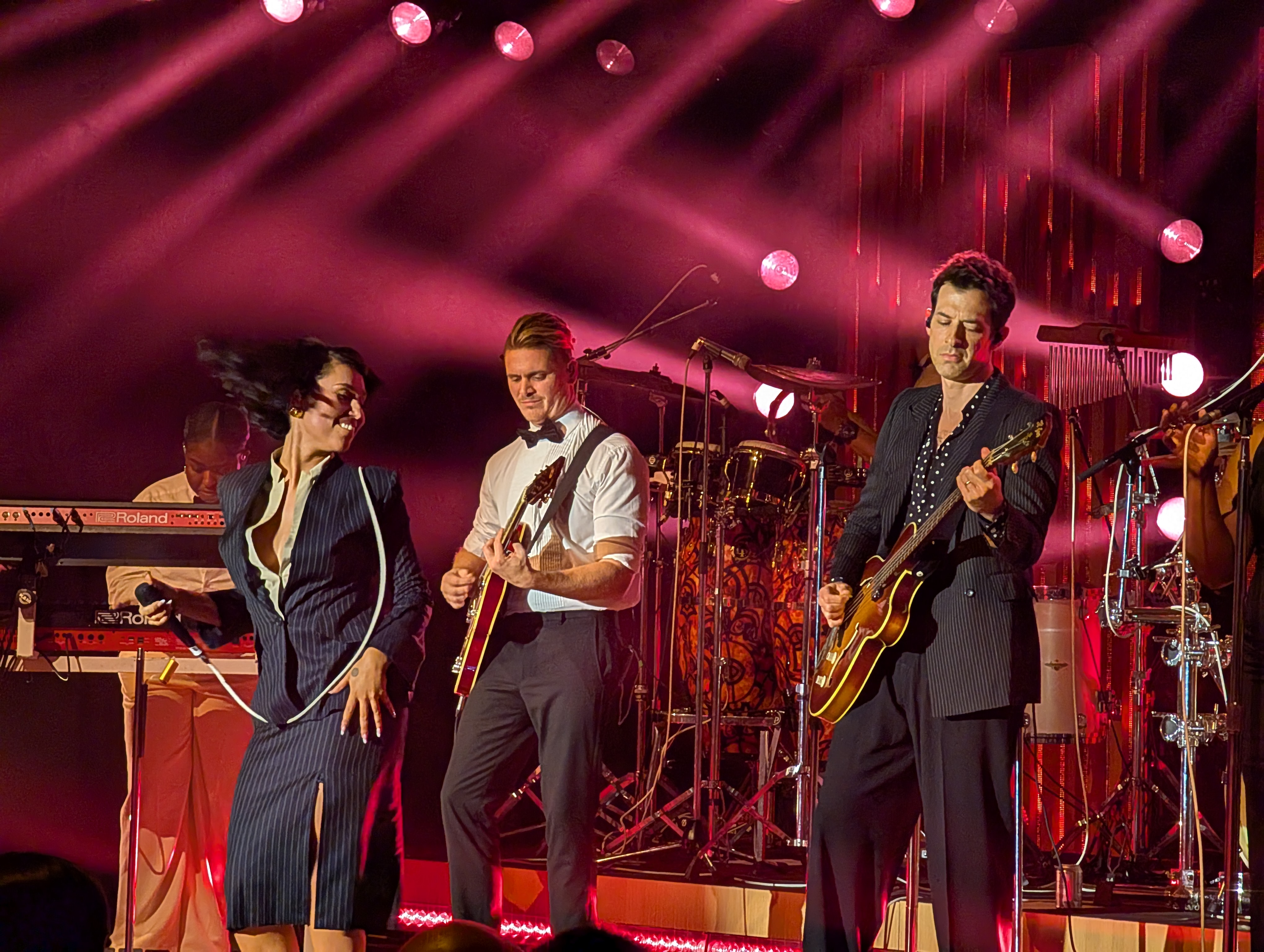 wallpaper editors out of office raye mark ronson