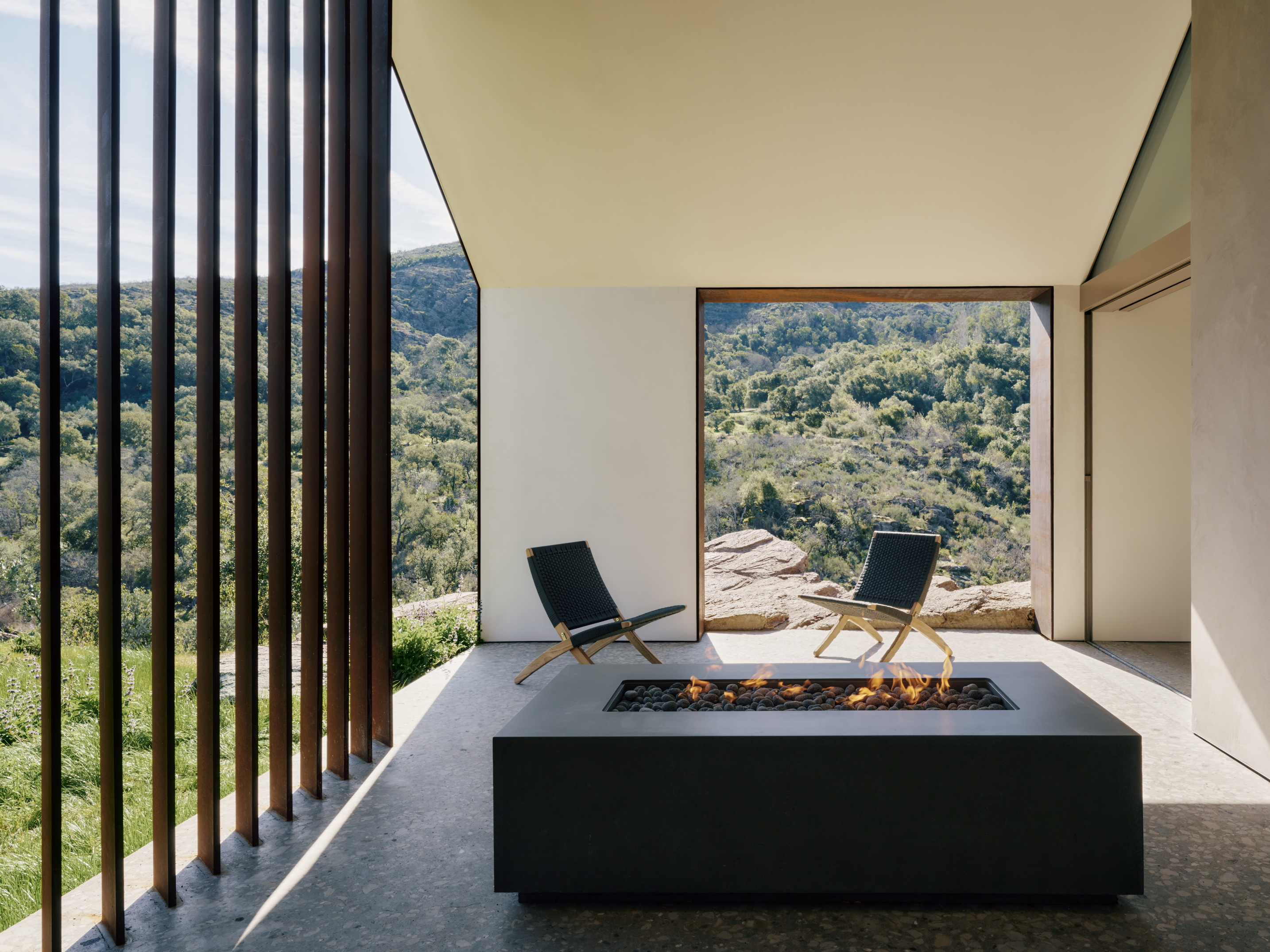 Amnesia House, California, by Edmonds + Lee