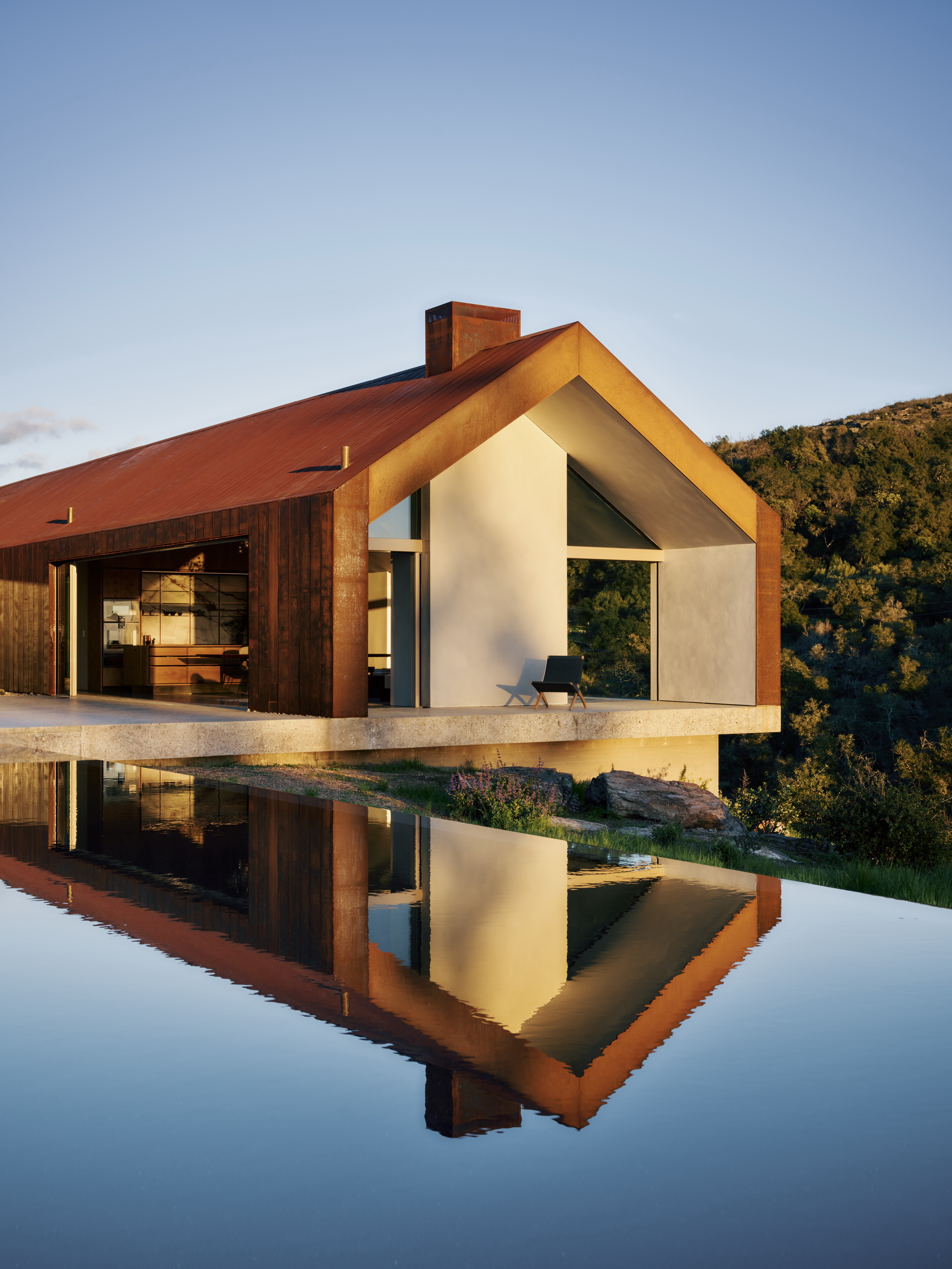 Amnesia House, California, by Edmonds + Lee