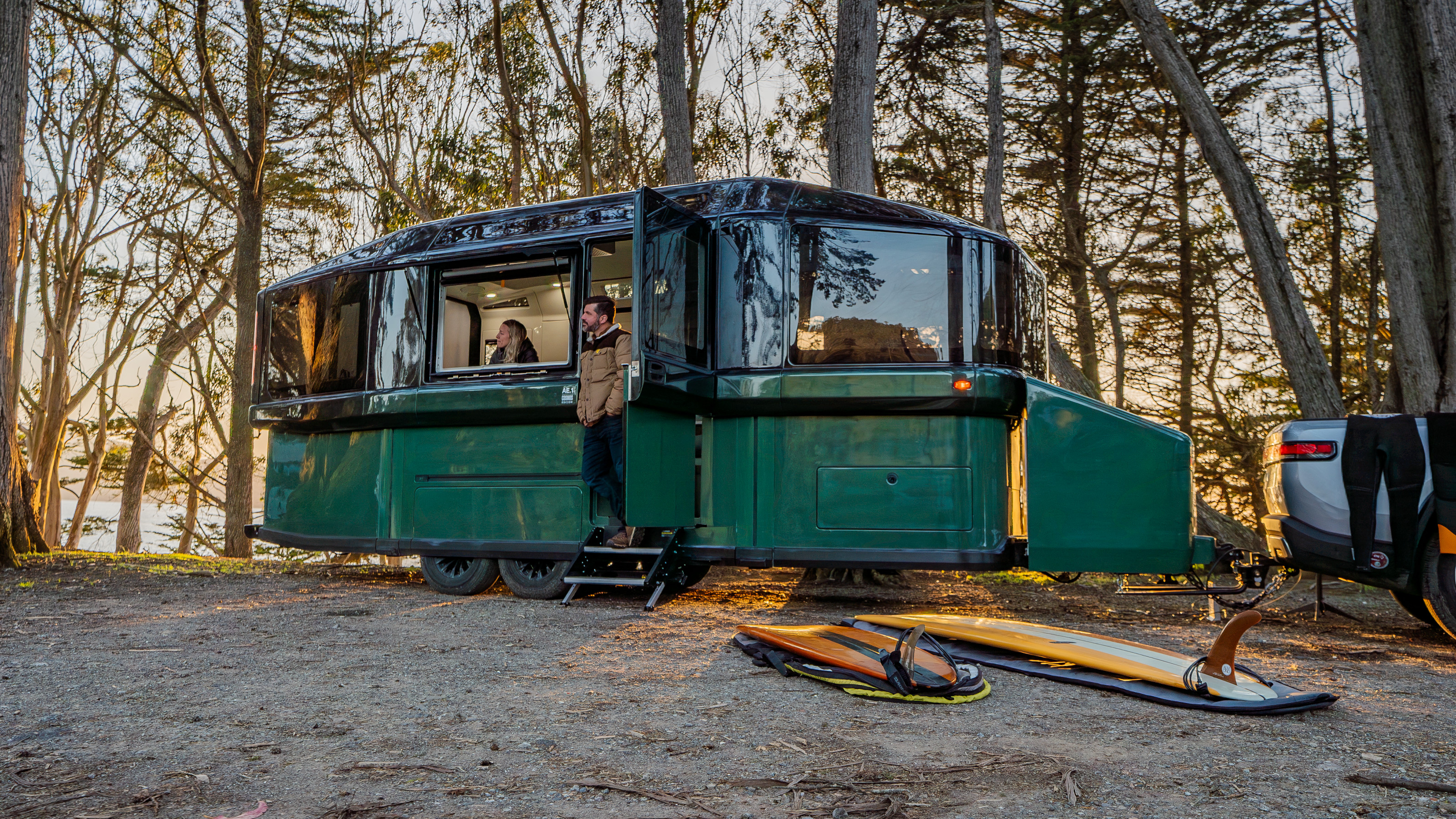 Exterior view of the Lightship AE.1 Cosmos edition in Timberline green