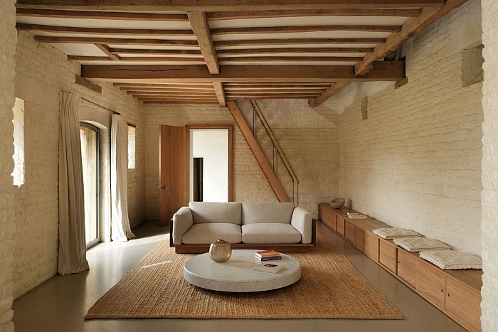 Pawson Drift Sofa Group 003
