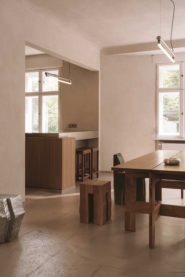 Vaust Studio 007