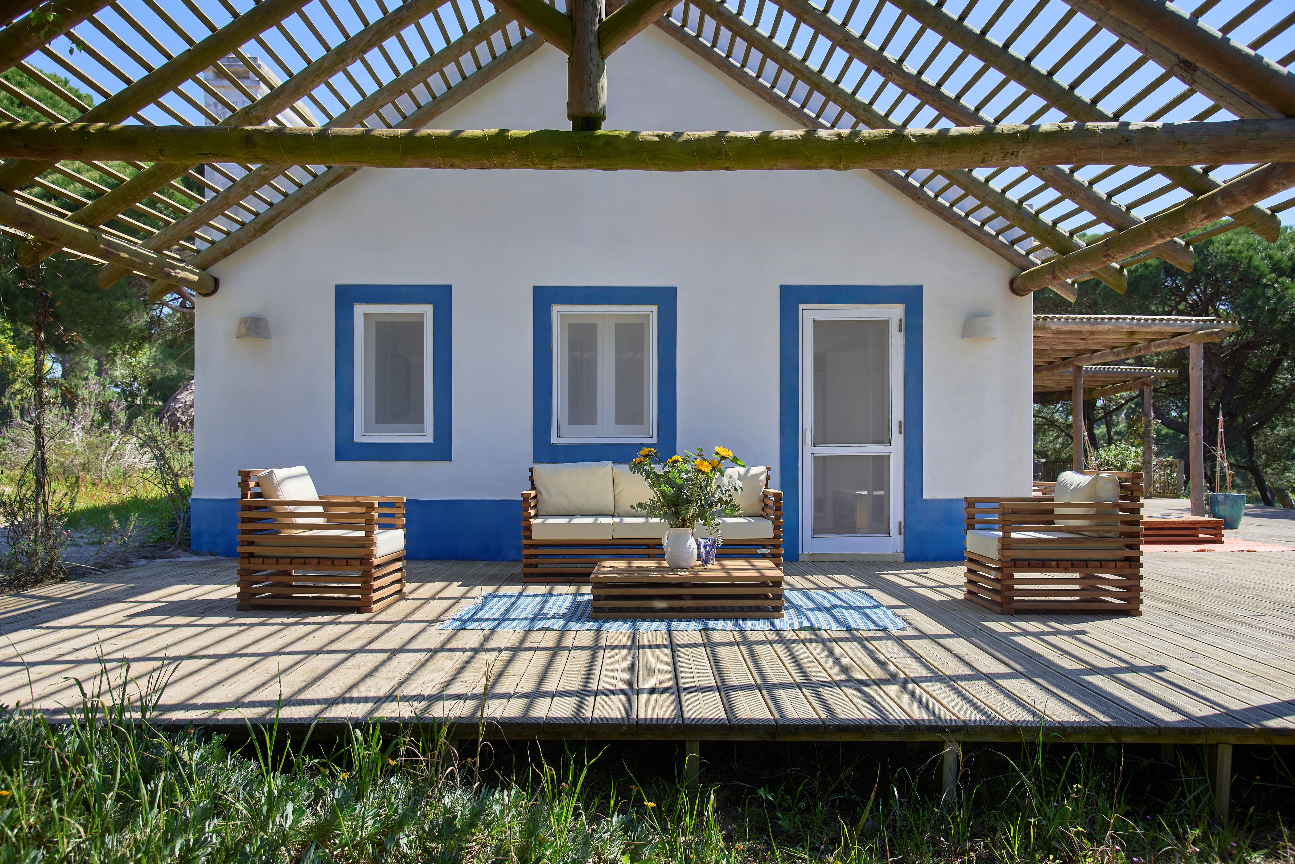 christian louboutin vermelho hotel new villas