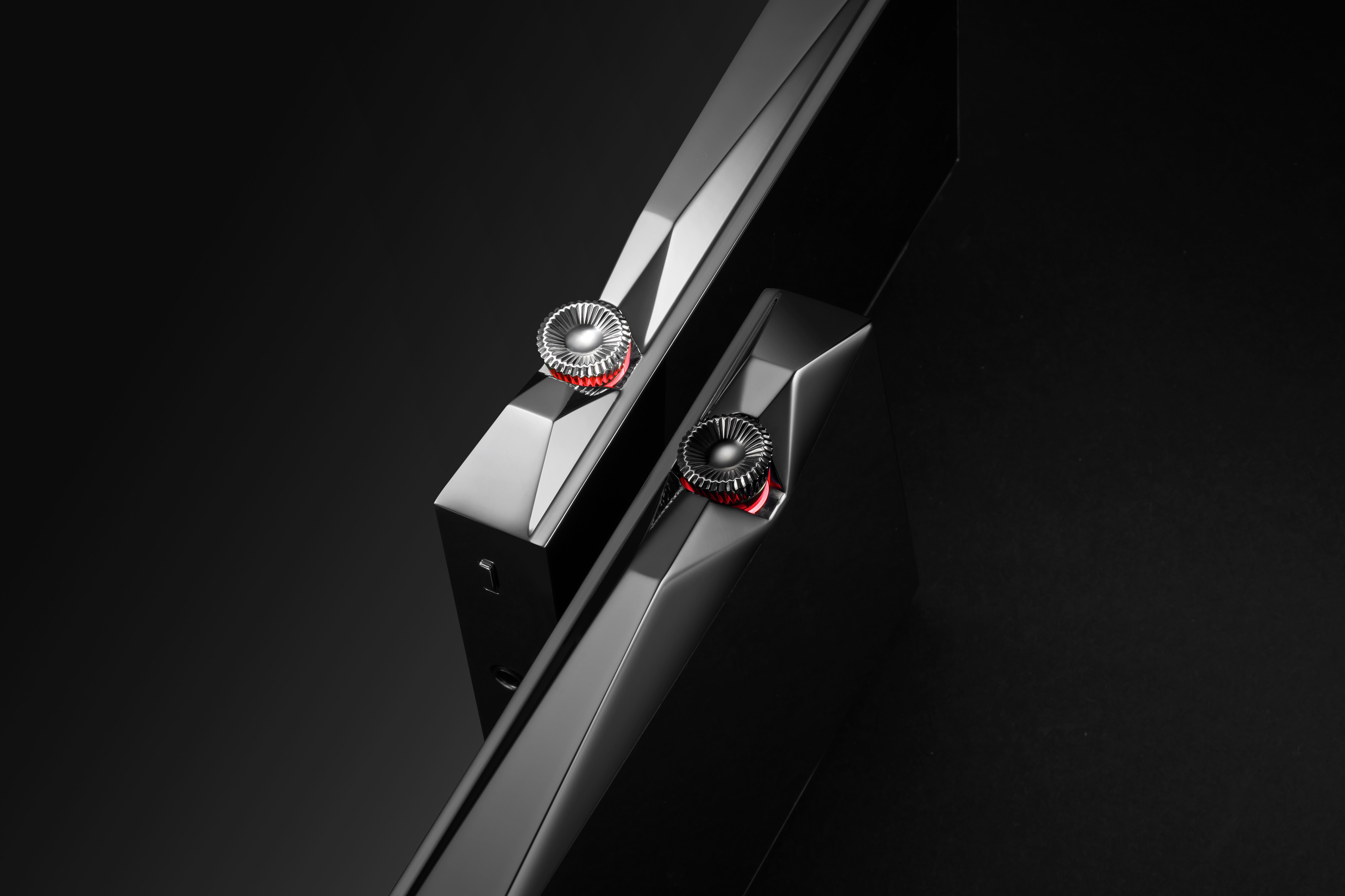 Astell&Kern A&ultima SP4000, detail of the LED crown