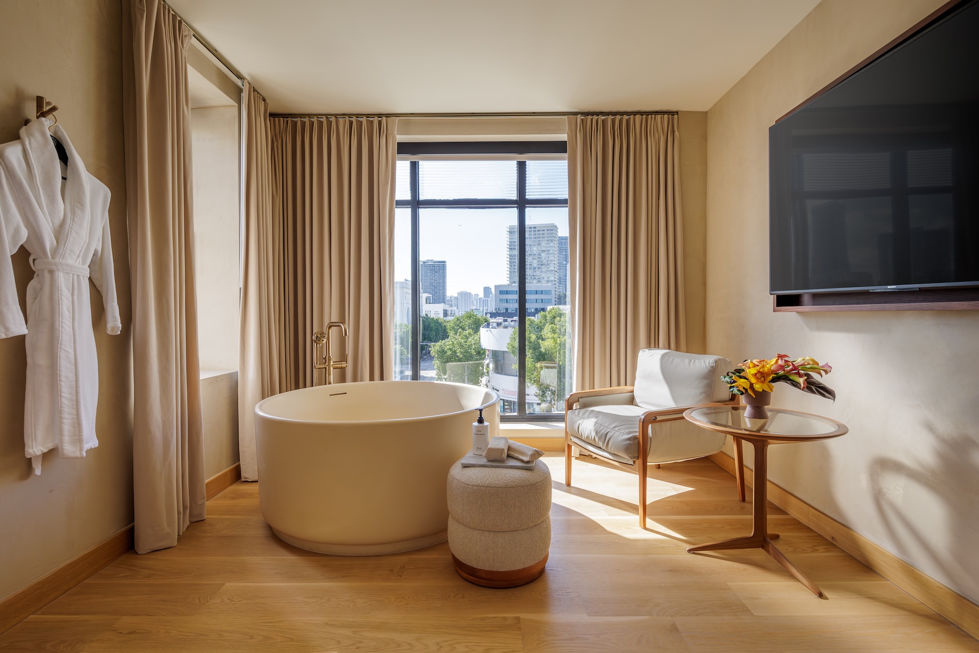 Best luxury hotels miami