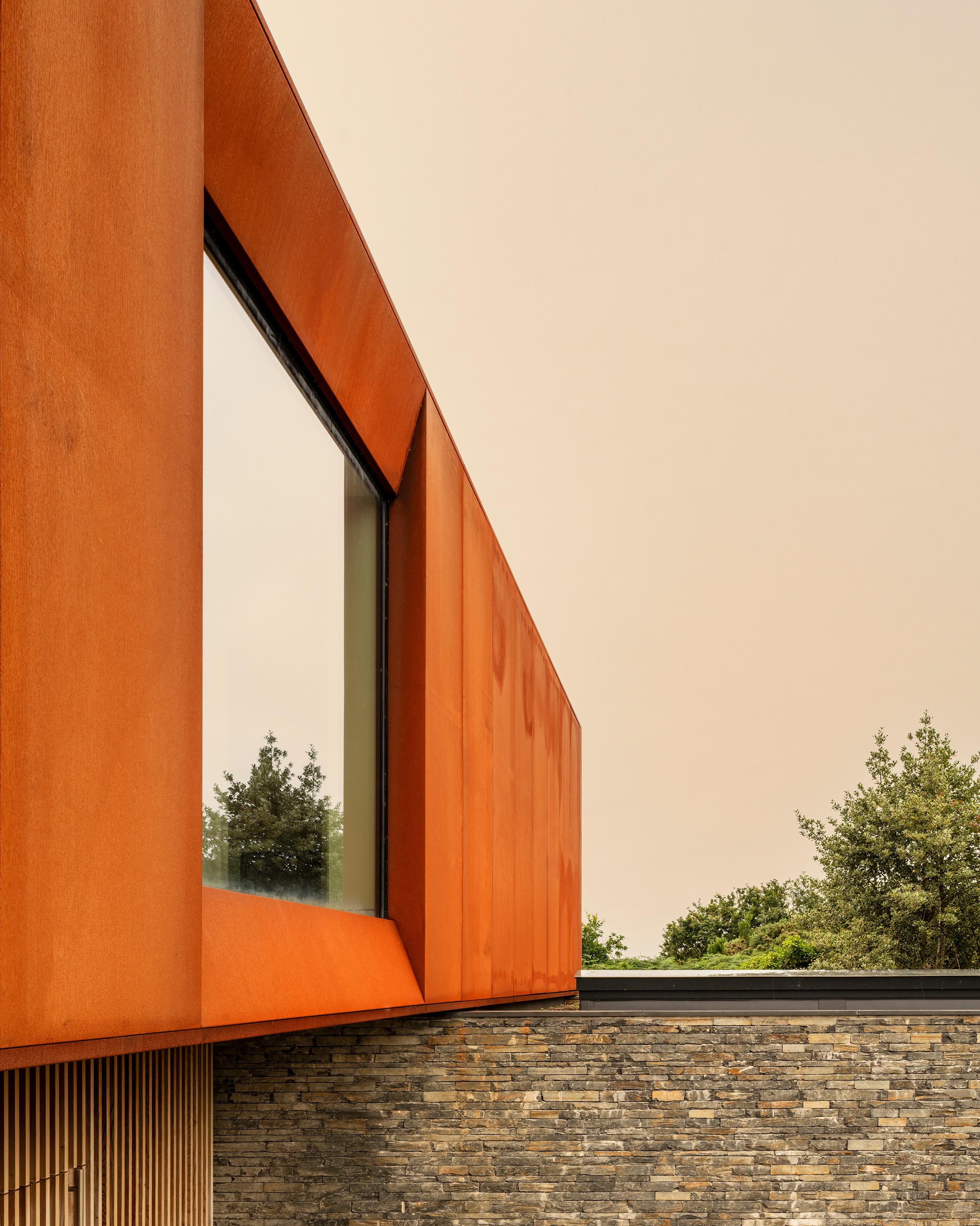Porthmadog House, Wales, by Str&amp;ouml;m Architects