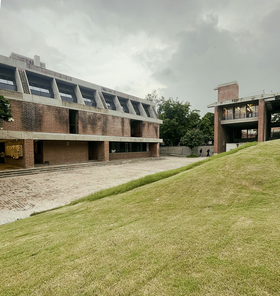 Ahmedabad architecture tour with Nipun Prabhakar