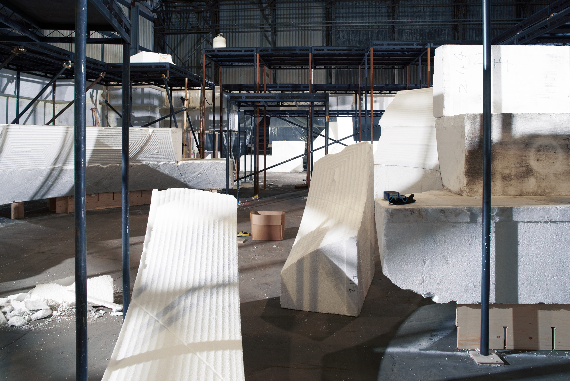 workshop filled with casts