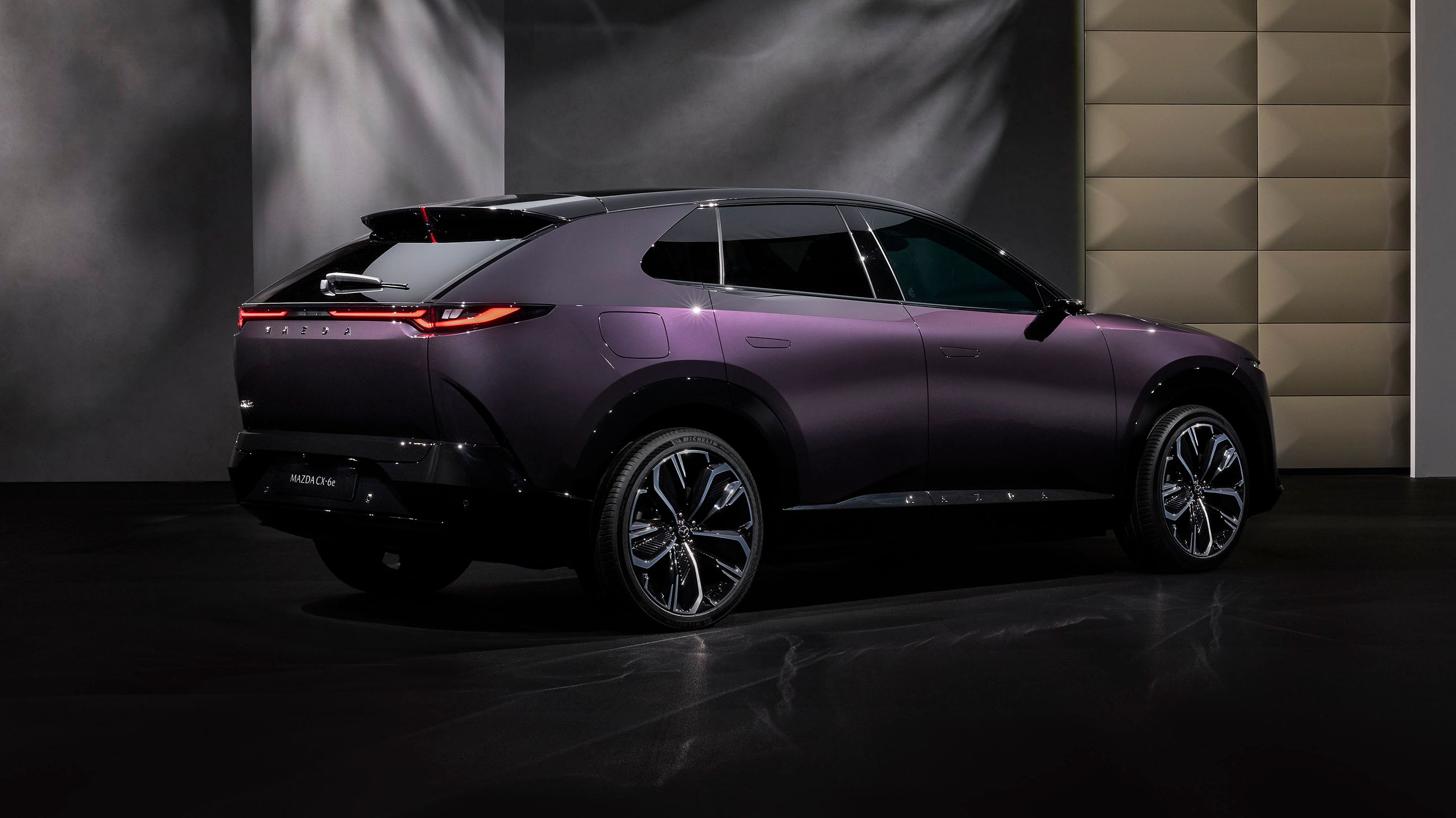 The new Mazda CX-6e
