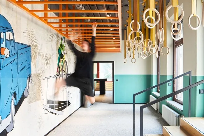 adaptive reuse office design brainhouse247 coworking space in laatzen 13