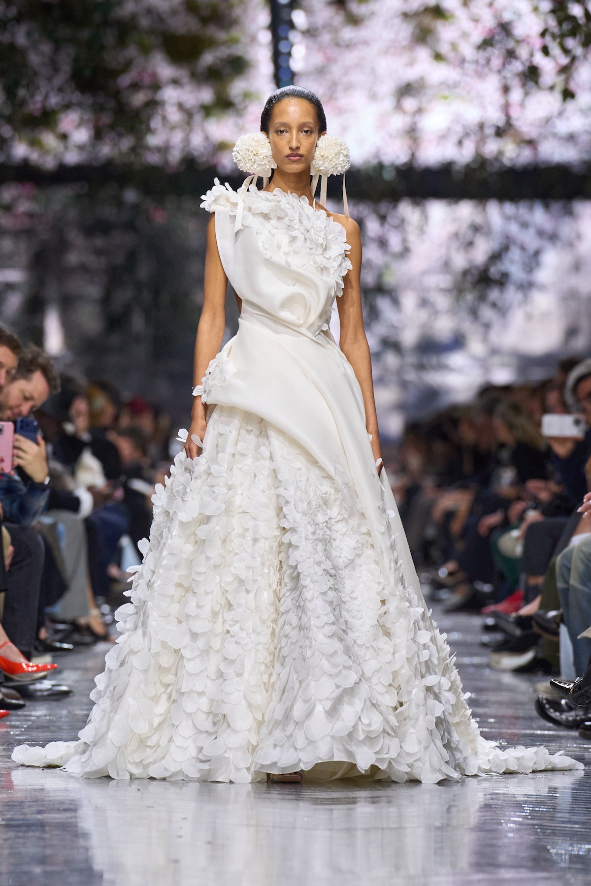 Dior S/S 2026 Jonathan Anderson Haute Couture Debut runway image