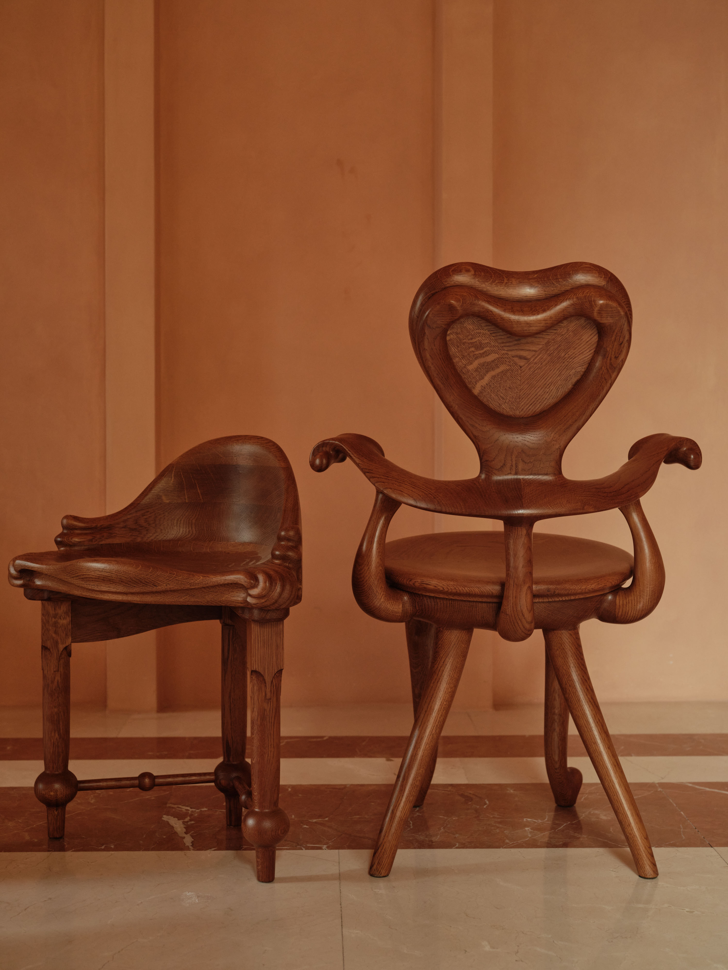 Antoni Gaud&amp;iacute; furniture