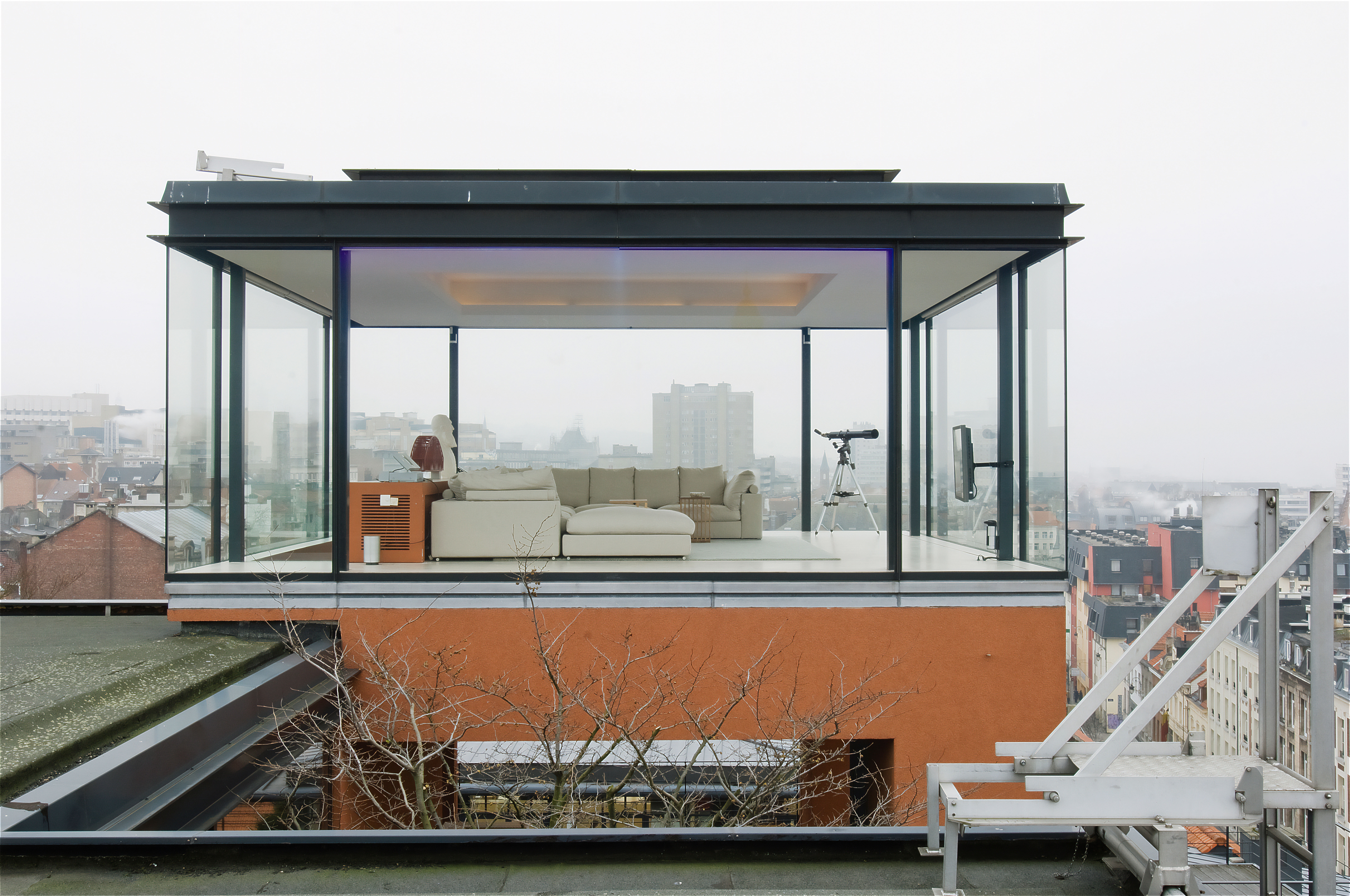 Flexform Groundpiece in Brussels home