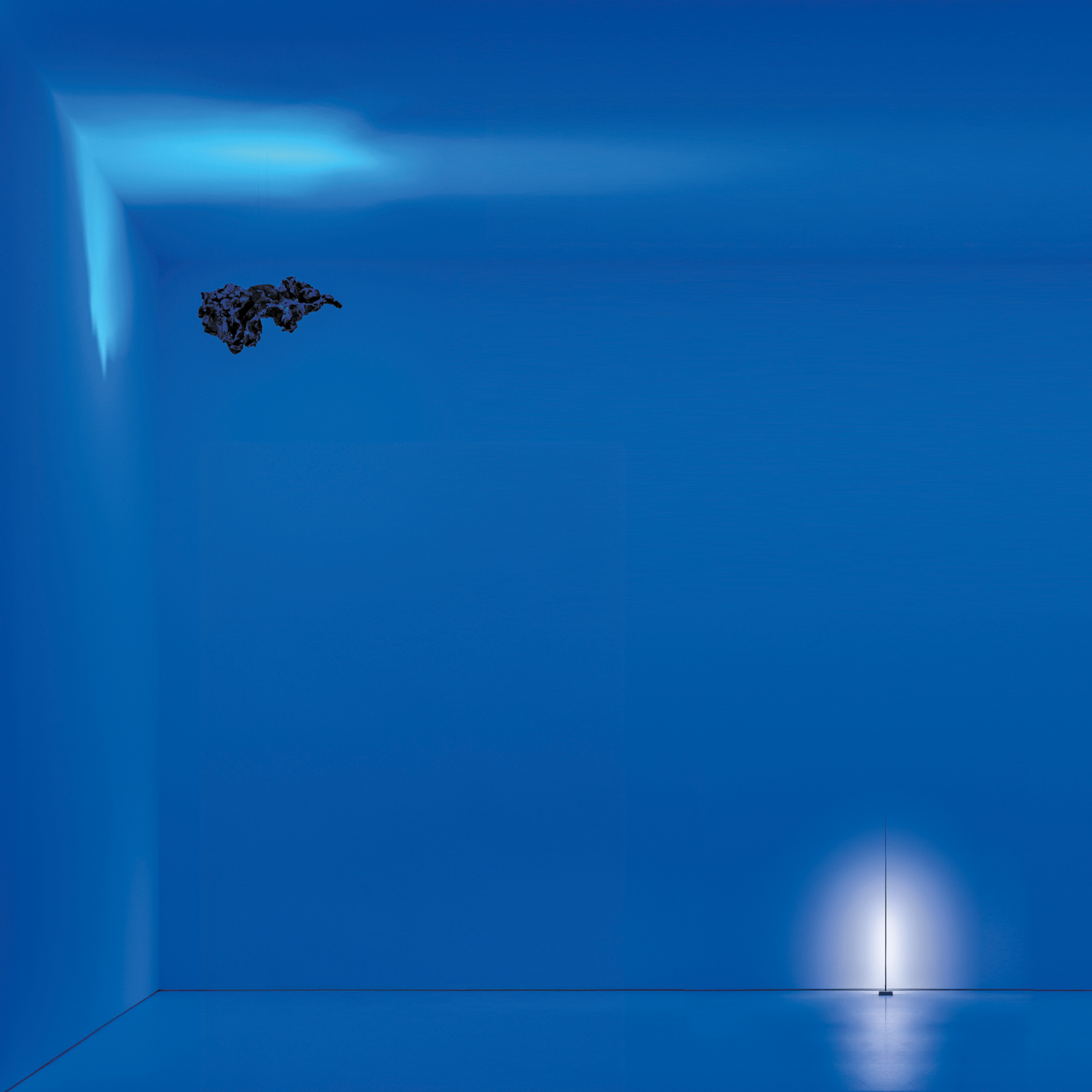 Davide Groppi lighting at Volumnia, Piacenza