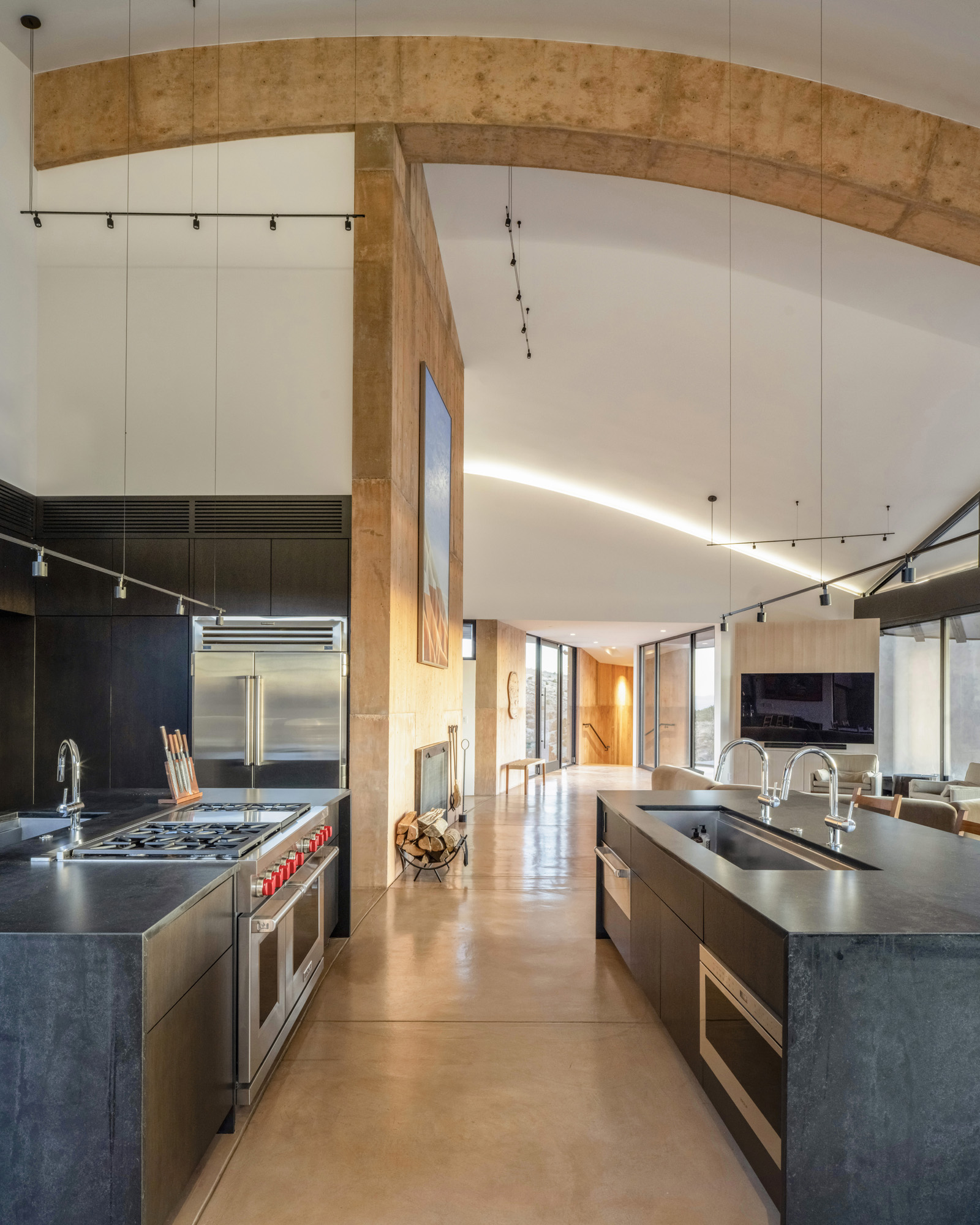Albuquerque house - Placitas - by Antoine Predock, set in the desert and looking a little like a dinosaur
